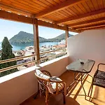 Otel Thetis Tolón