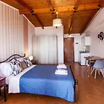 Thetis Otel Tolón