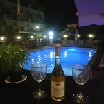 Otel Thetis 2*