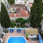 Thetis Otel 2*