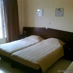 Thetis Otel 2*
