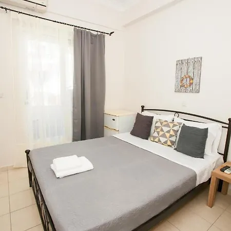 Ξενοδοχείο Thetis 2*