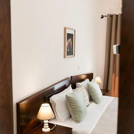 Thetis Hotel 2*