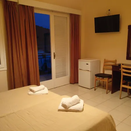 Thetis Otel Tolón