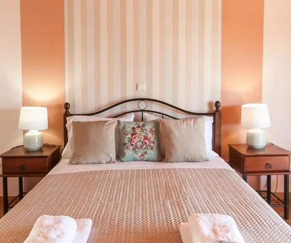 Thetis Szálloda Toló